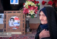 گزارش تصویری |بمناسبت روز بزرگداشت شهدا  دیدار رئیس دانشگاه و معاونین  با خانواده شهید خانلرخانی 